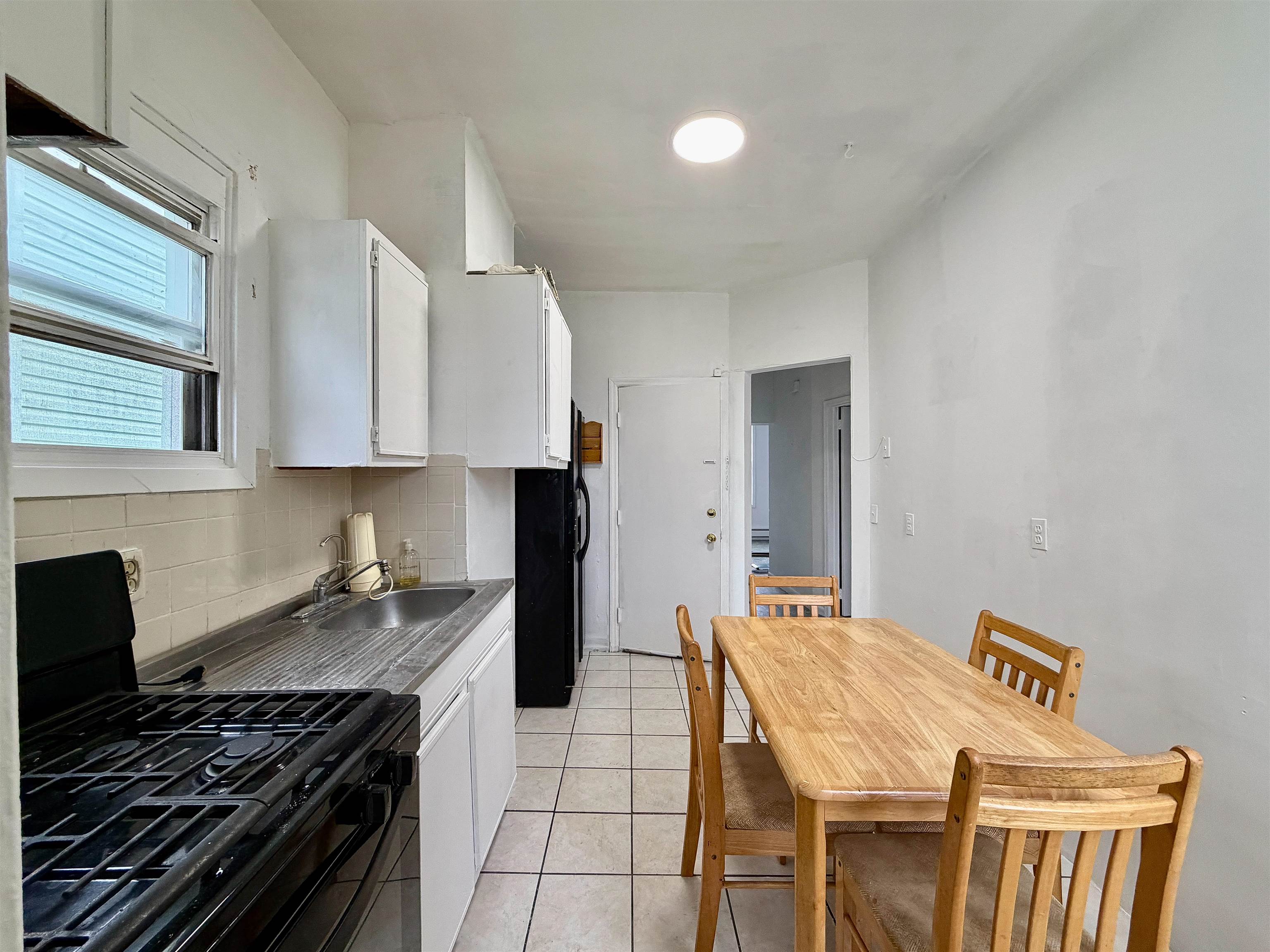 94 FERRY ST Unit: 2
