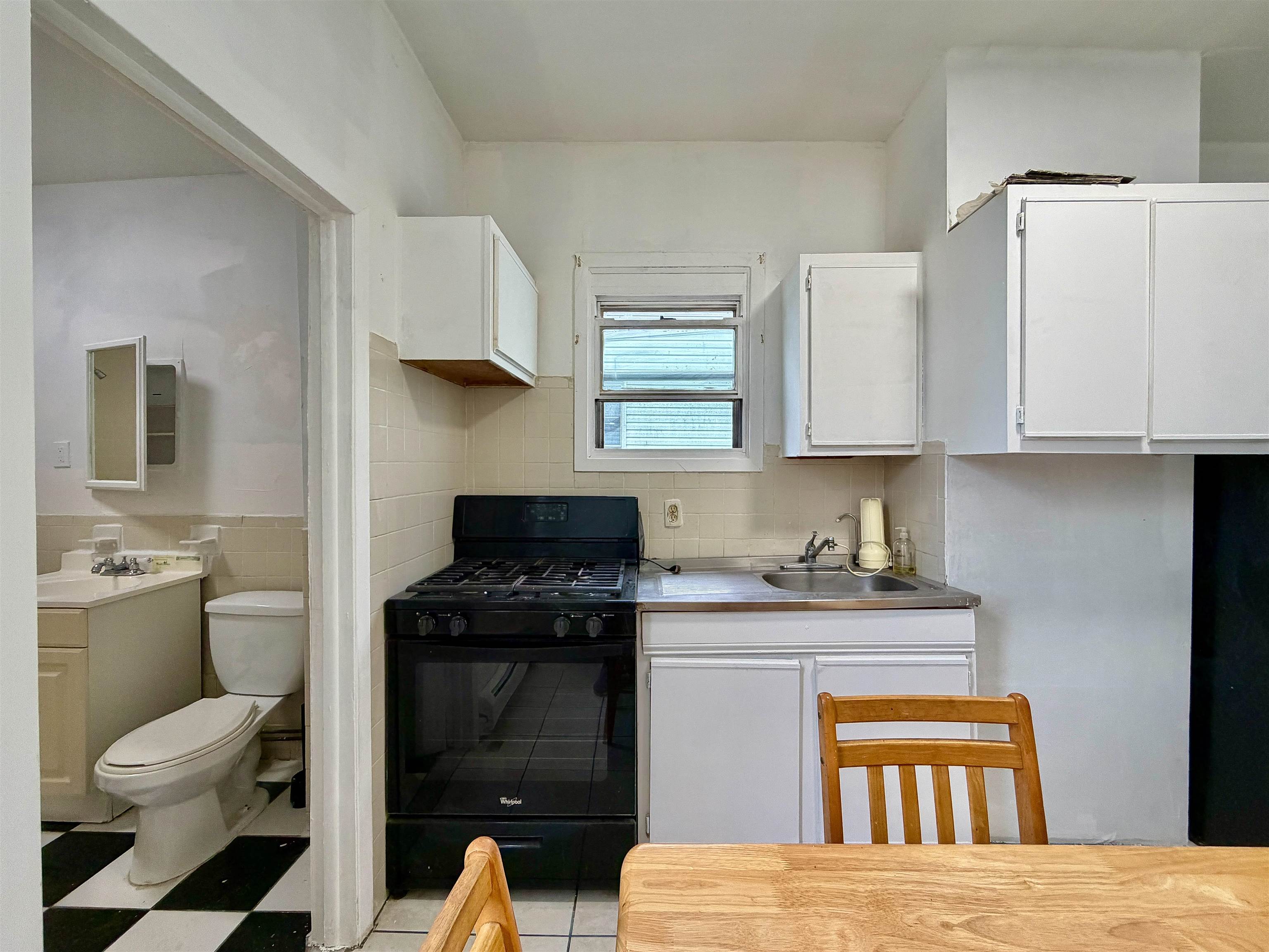 94 FERRY ST Unit: 2