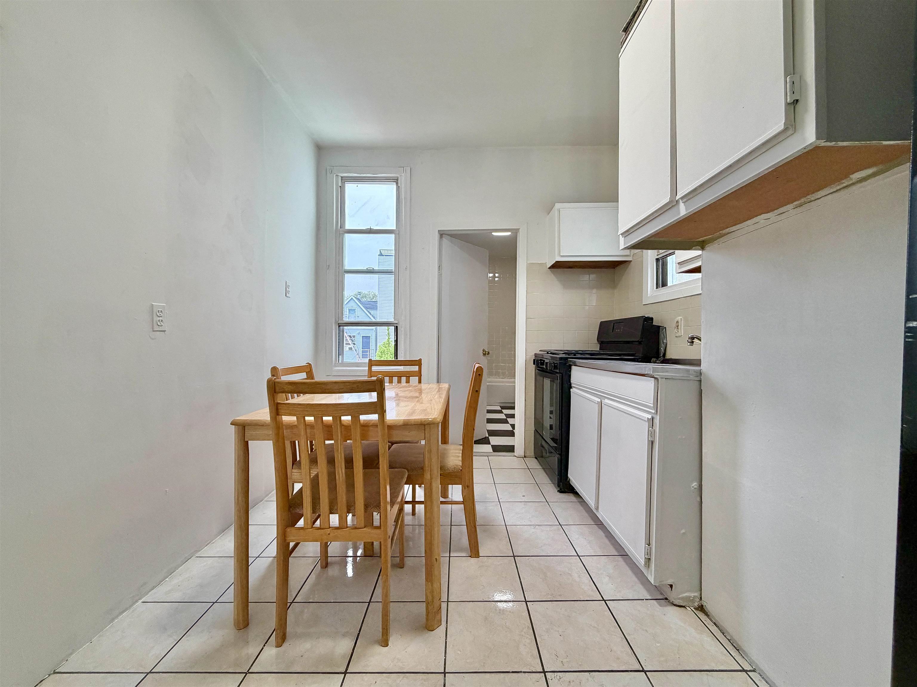 94 FERRY ST Unit: 2