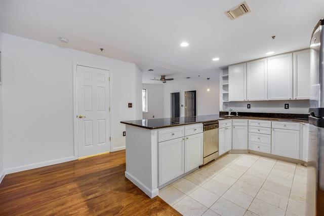 515 GREGORY AVE Unit: 5