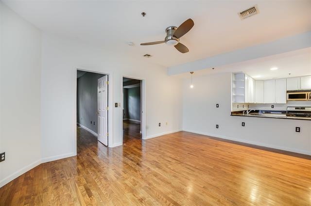 515 GREGORY AVE Unit: 5
