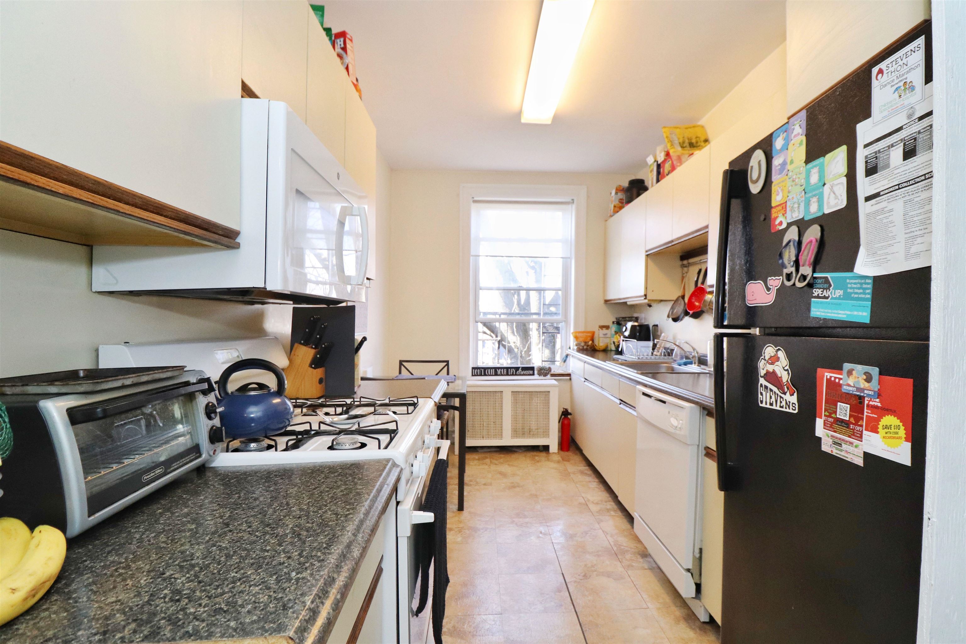 704 WASHINGTON ST Unit: 4