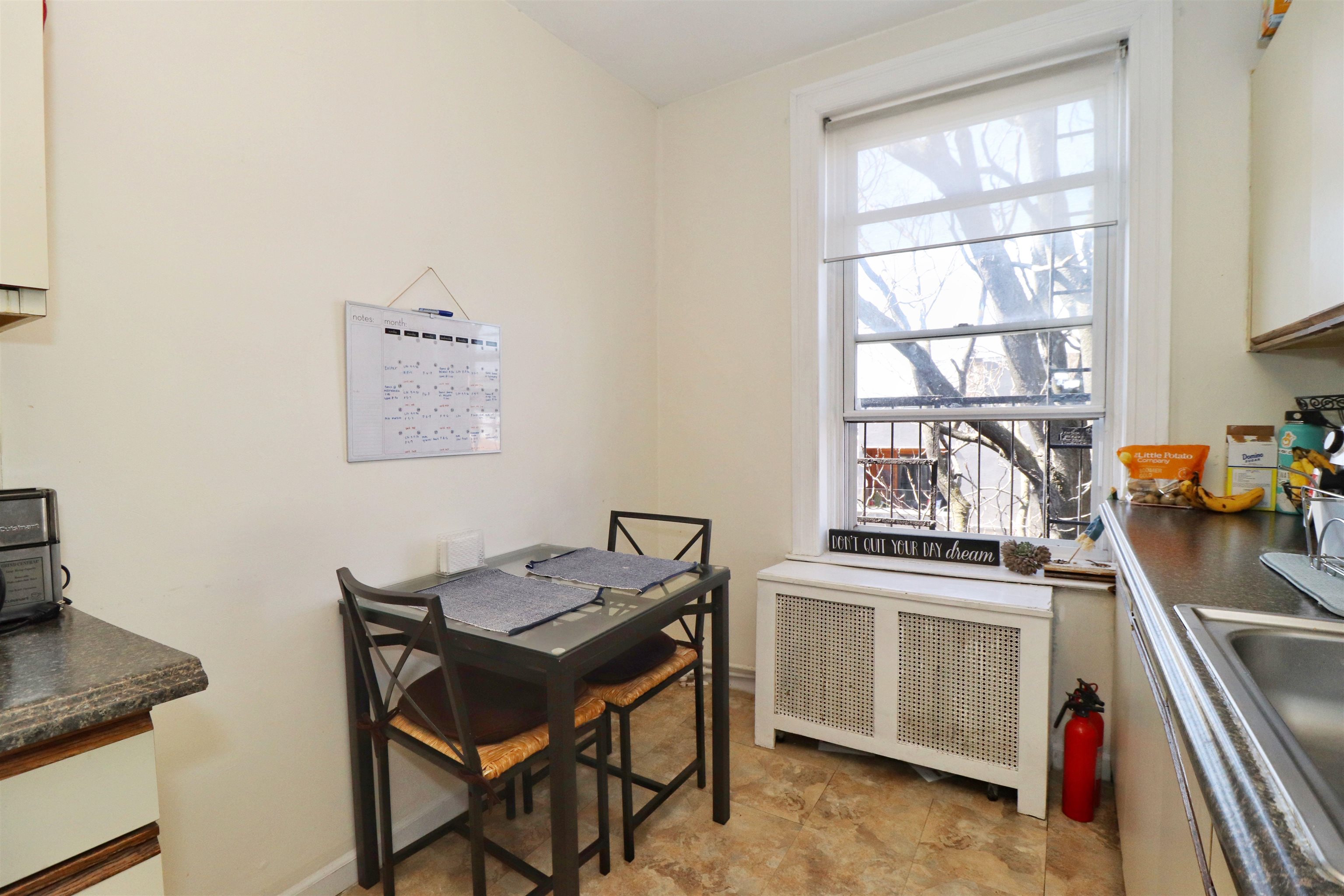 704 WASHINGTON ST Unit: 4