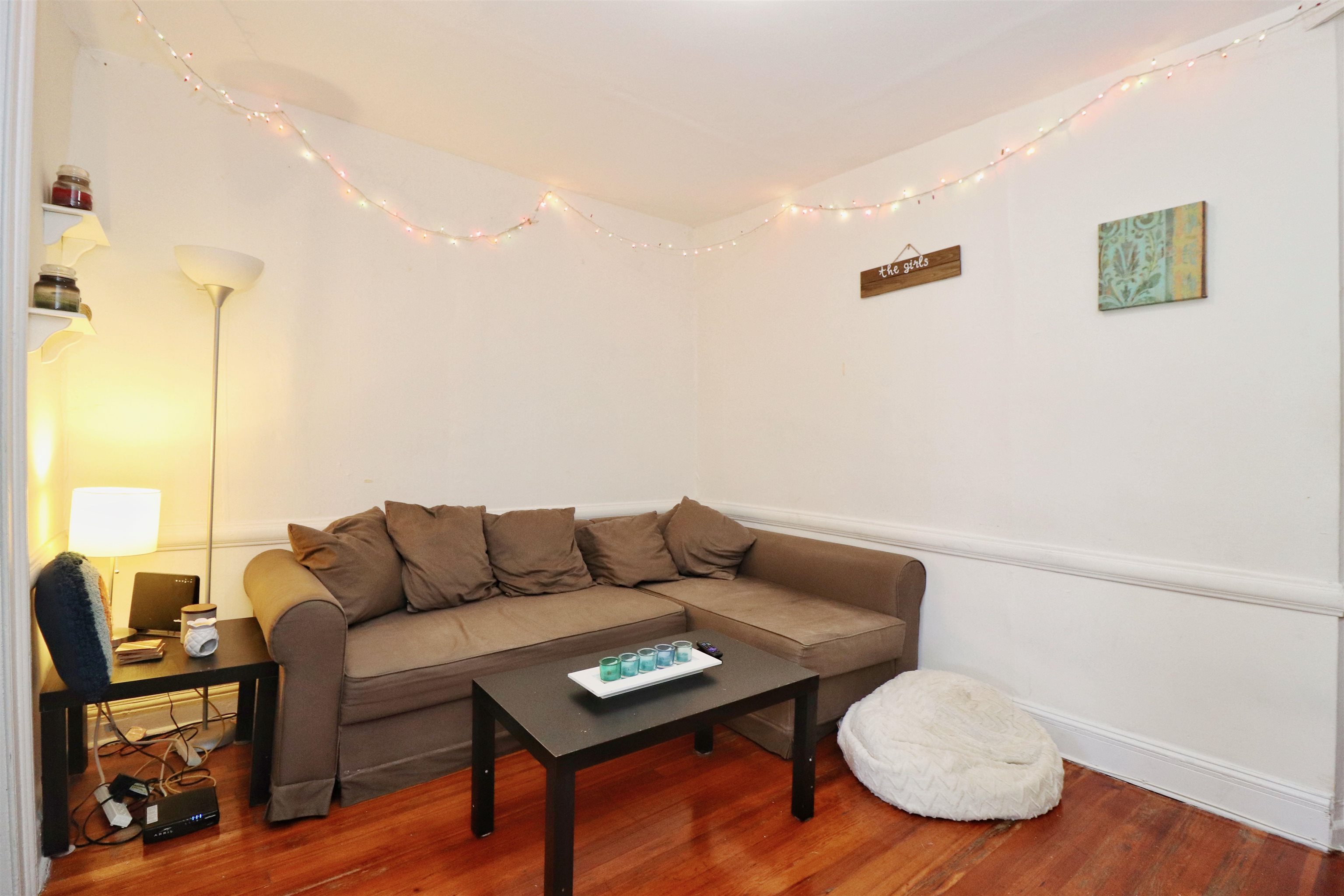 704 WASHINGTON ST Unit: 4