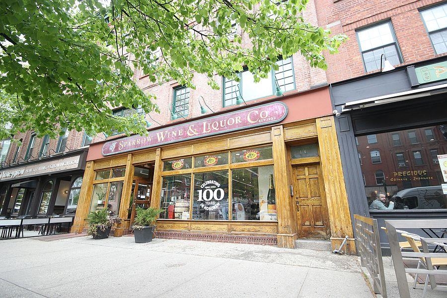 126 WASHINGTON ST Unit: 1