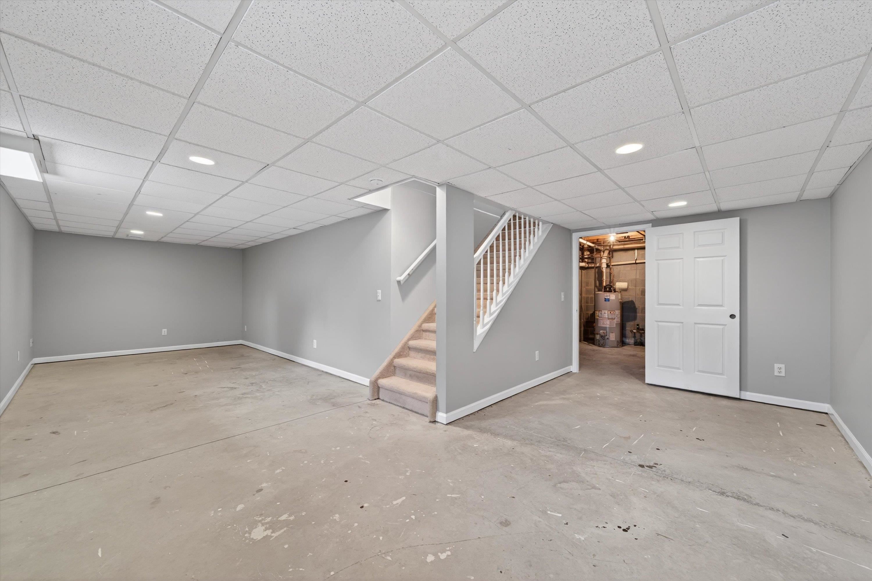 61 PINE ST