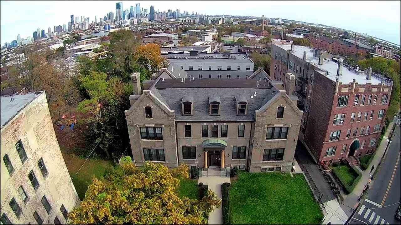 78 SUMMIT AVE