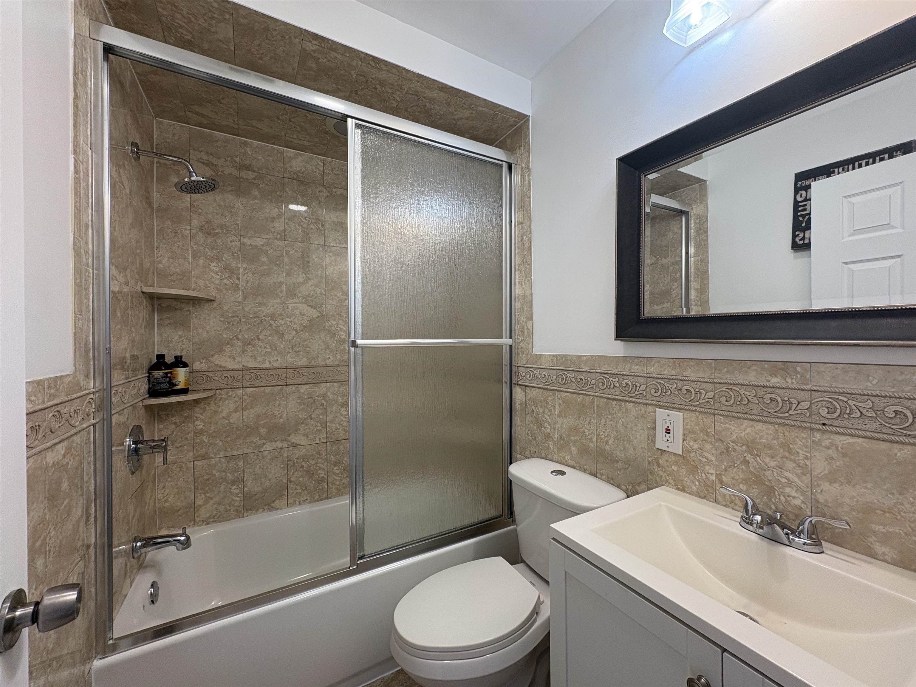 232 BOWERS ST Unit: 1