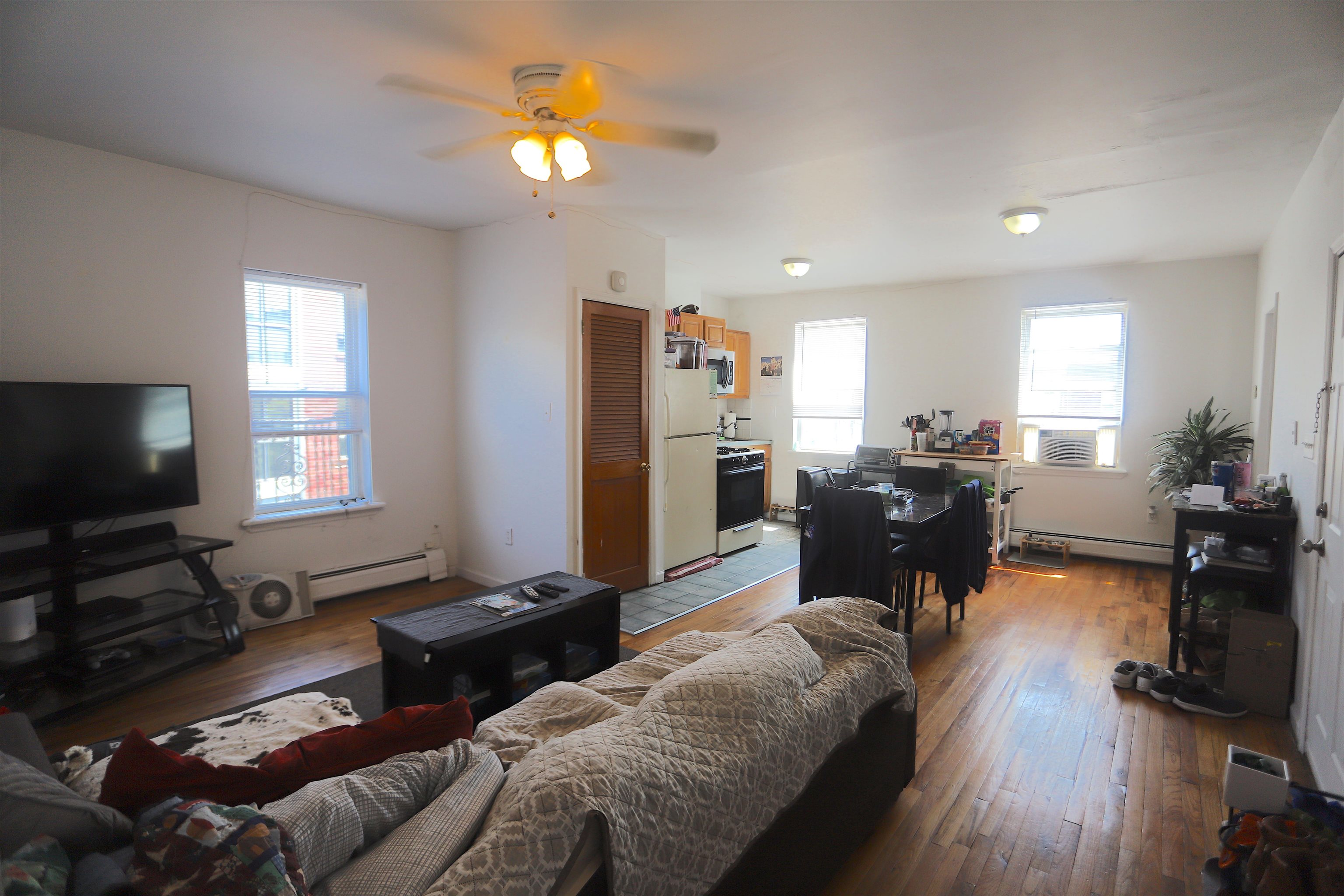 423 JACKSON ST Unit: 3