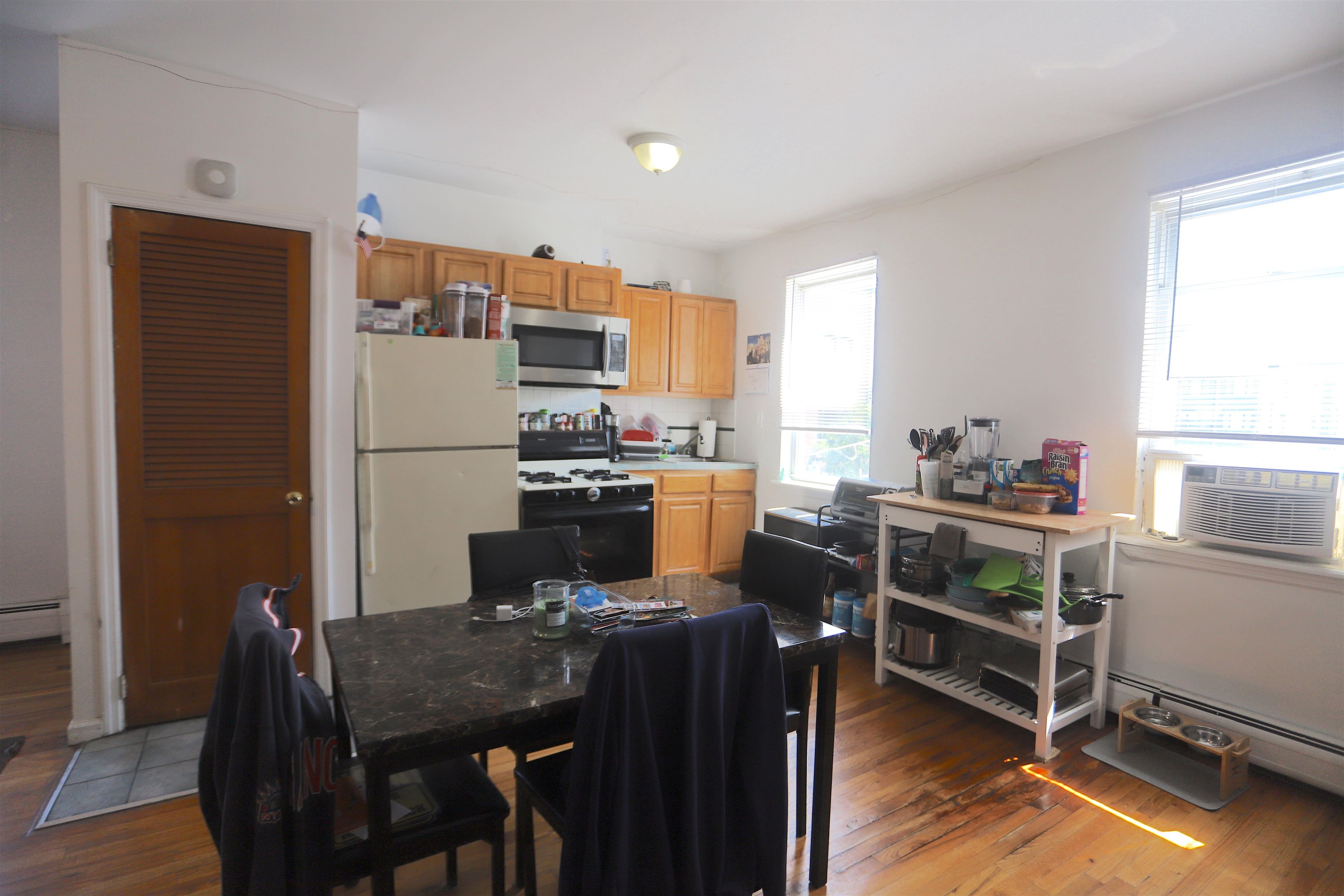 423 JACKSON ST Unit: 3