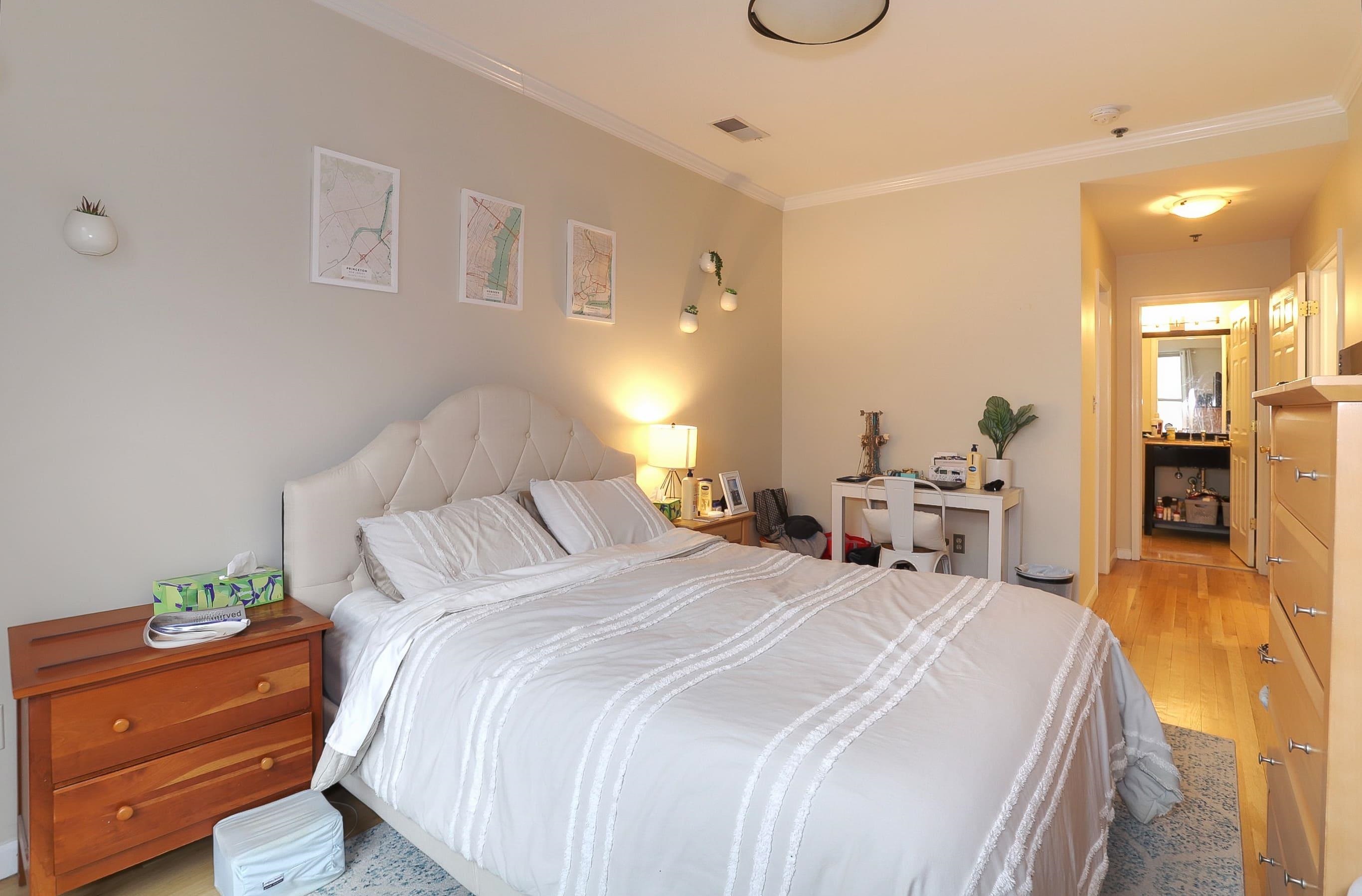 901 MADISON ST Unit: 2B