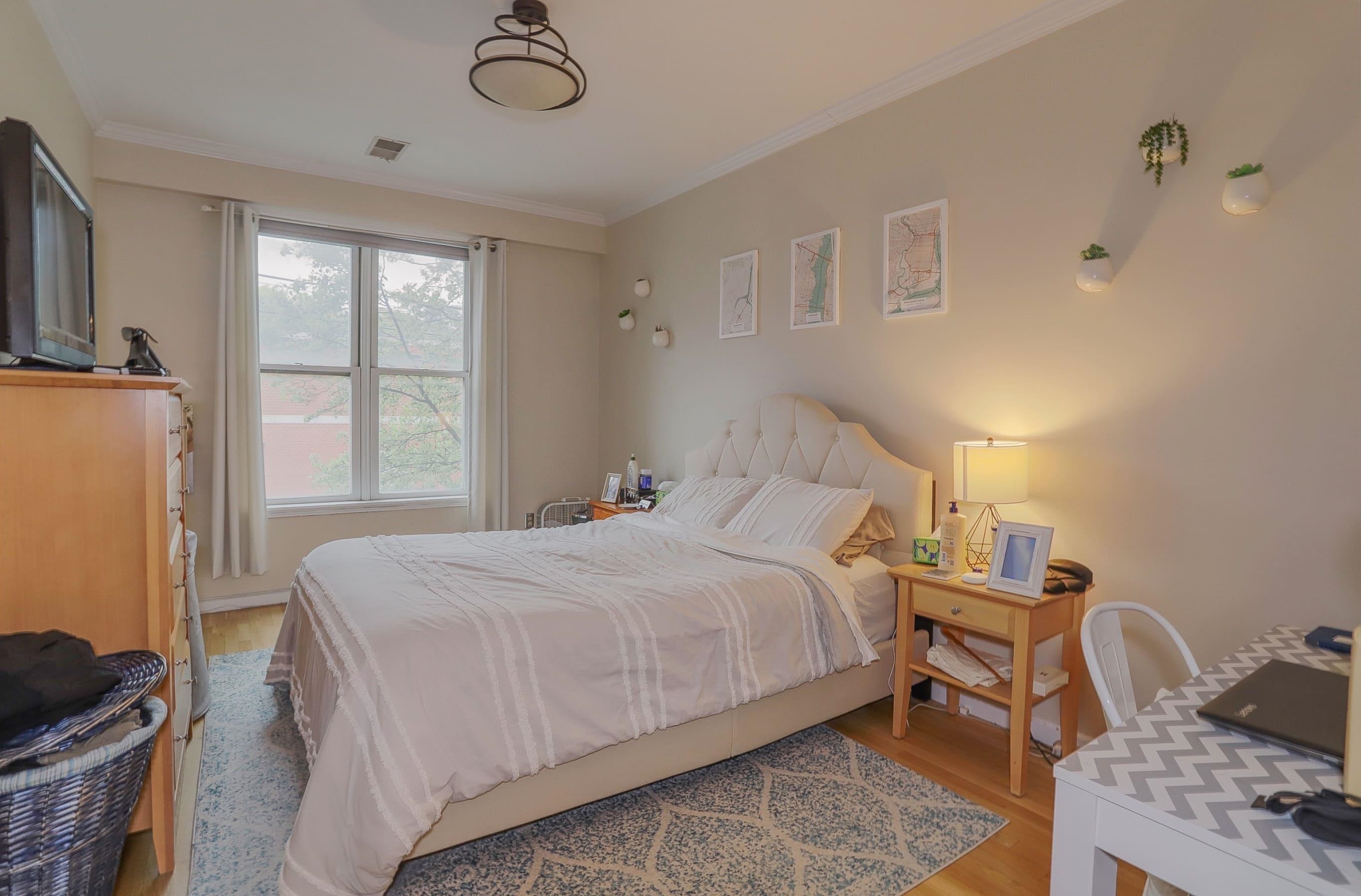 901 MADISON ST Unit: 2B