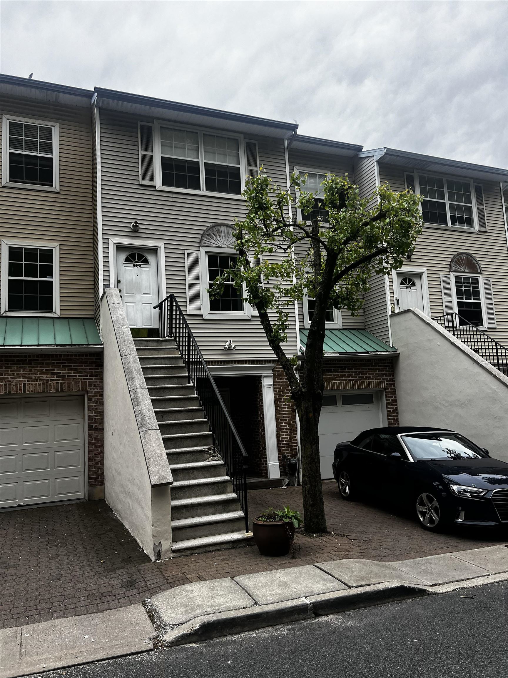 64 BERGEN RIDGE RD Unit: 2