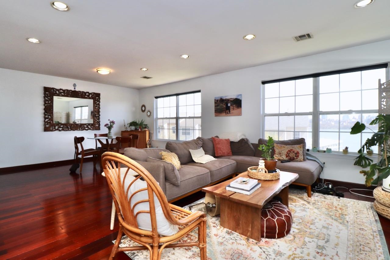 64 BERGEN RIDGE RD Unit: 2