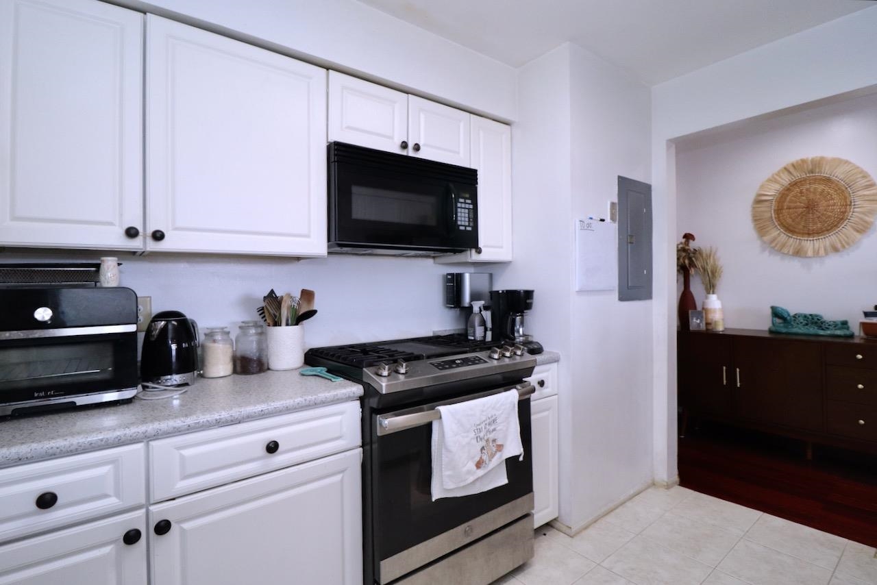 64 BERGEN RIDGE RD Unit: 2