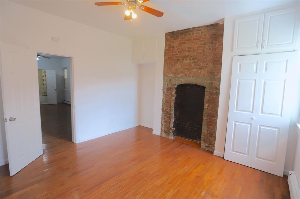 79 BEACON AVE Unit: 2