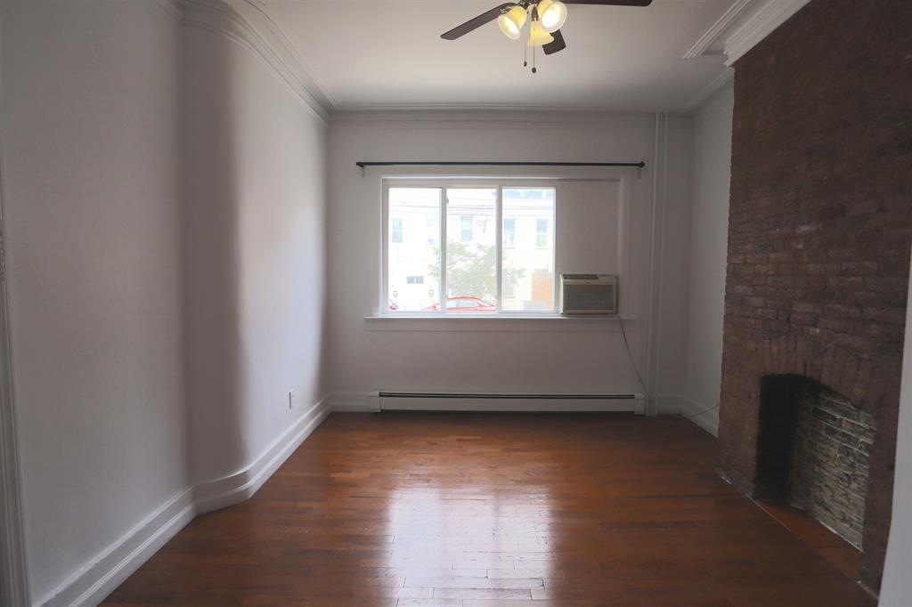 79 BEACON AVE Unit: 2