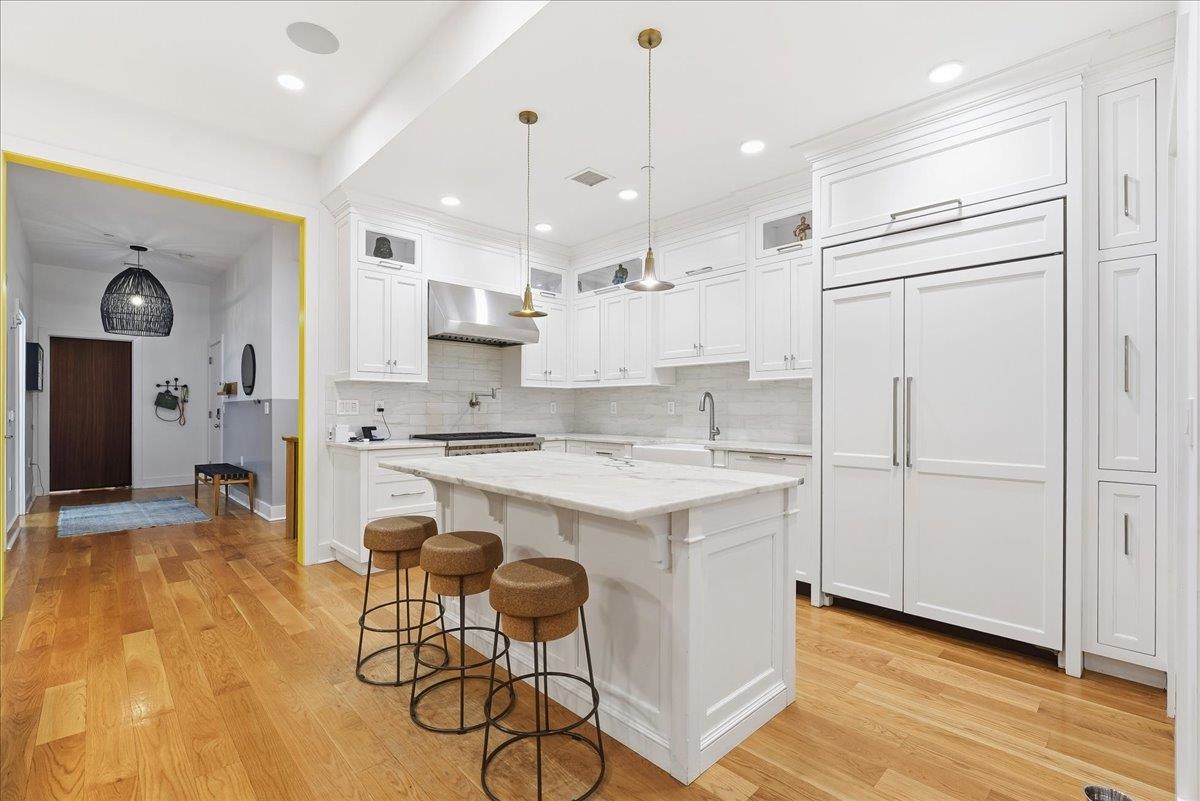 1023 WASHINGTON ST Unit: 1