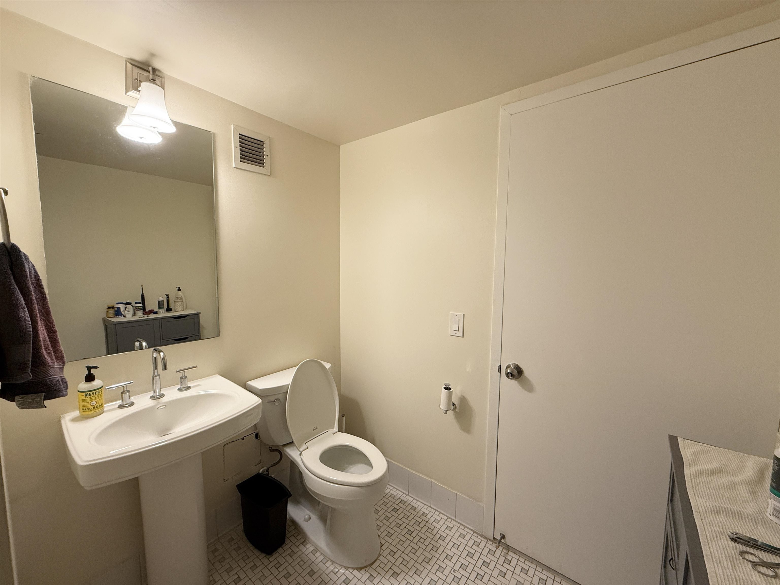 700 GROVE ST Unit: 11H