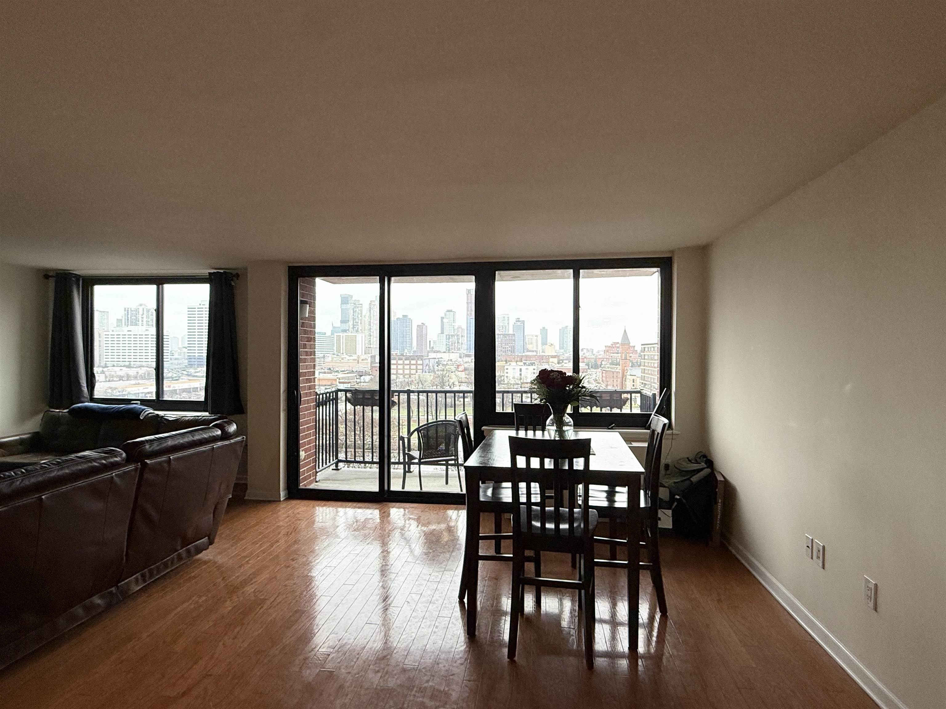 700 GROVE ST Unit: 11H