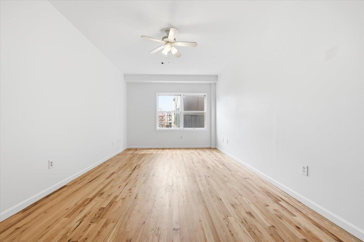 205-207 MADISON ST Unit: 3C