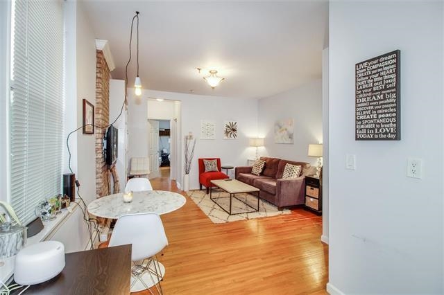 713 WILLOW AVE Unit: 5E