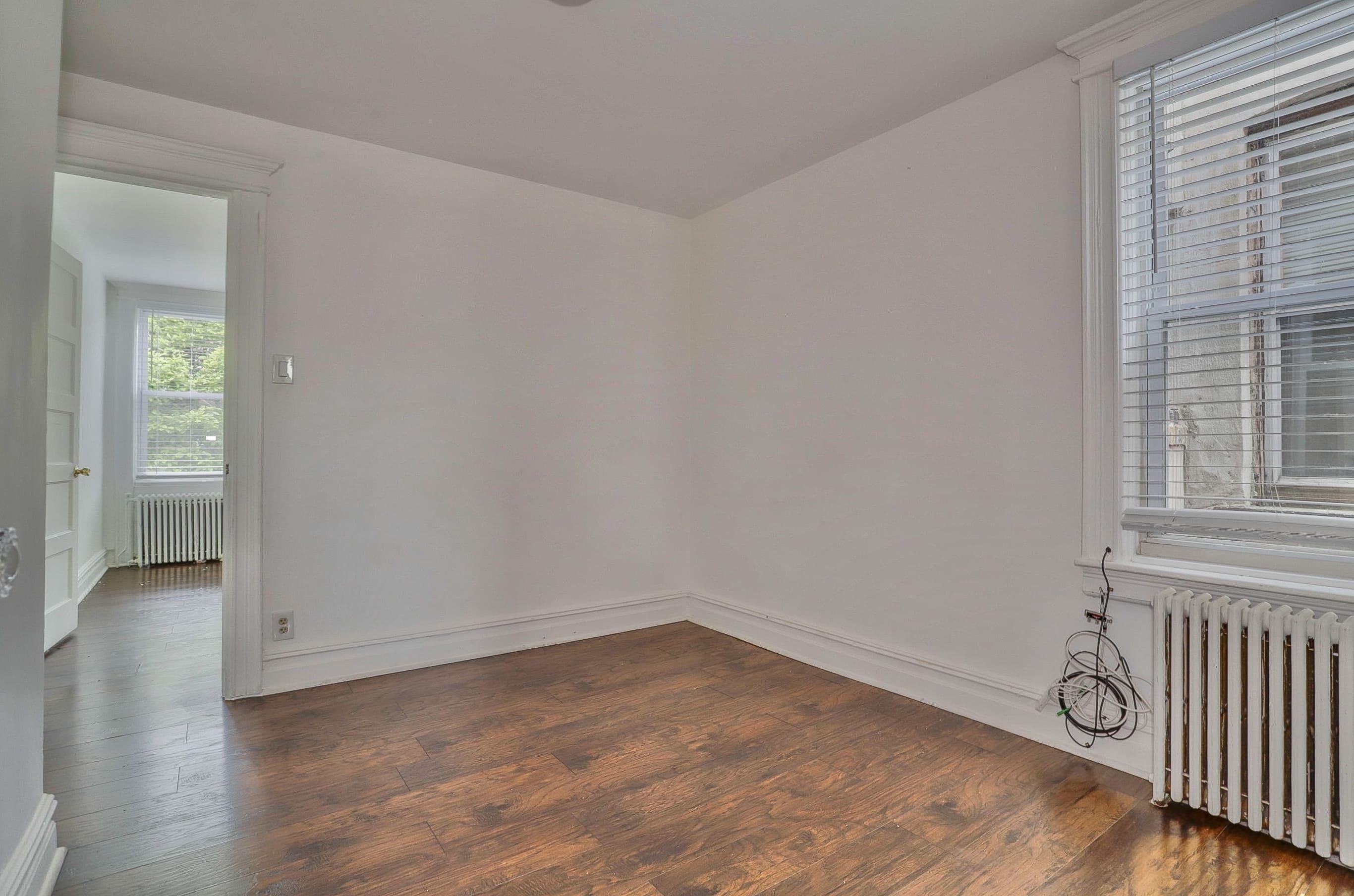 117 57TH ST Unit: 2