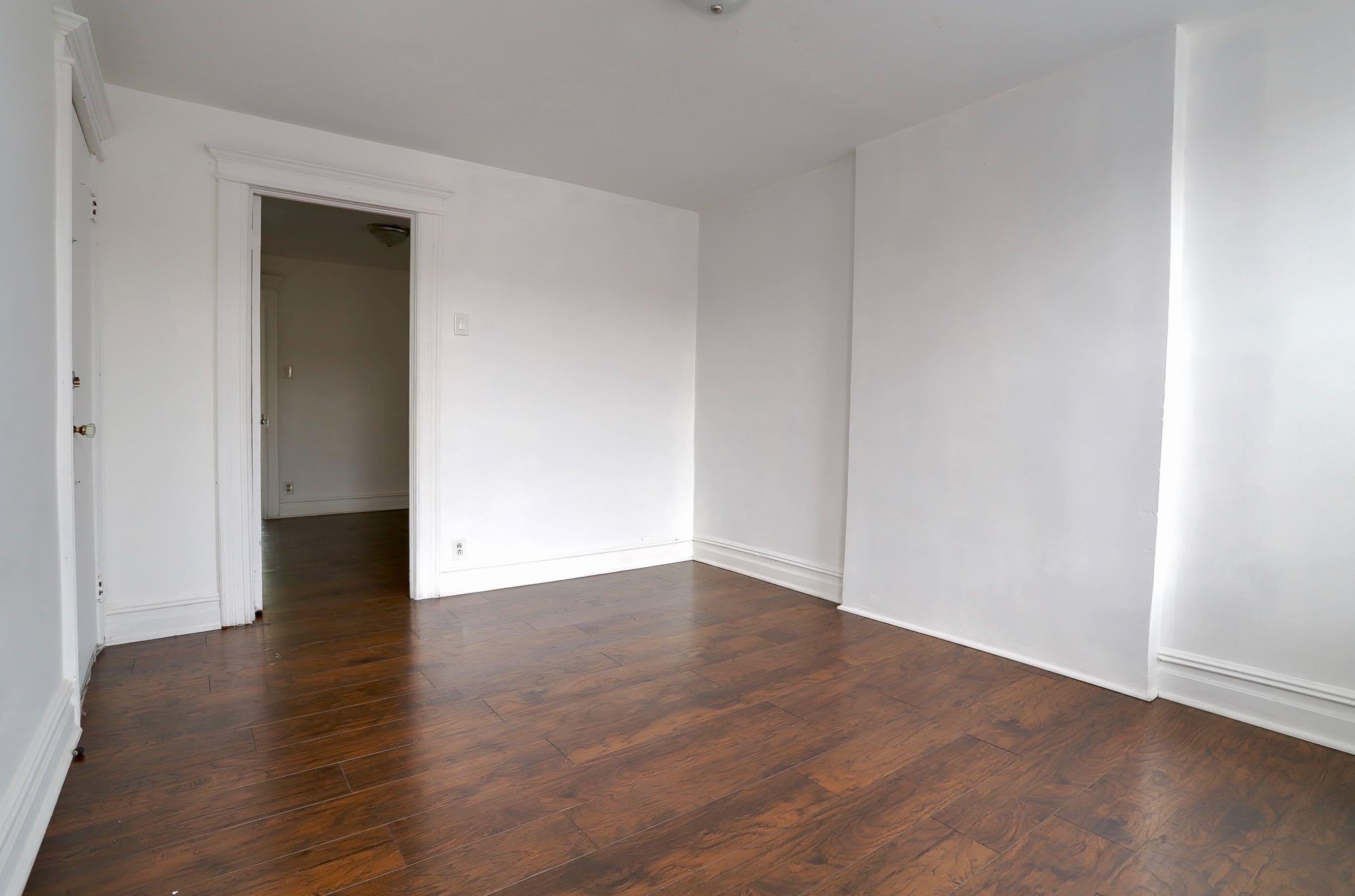 117 57TH ST Unit: 2