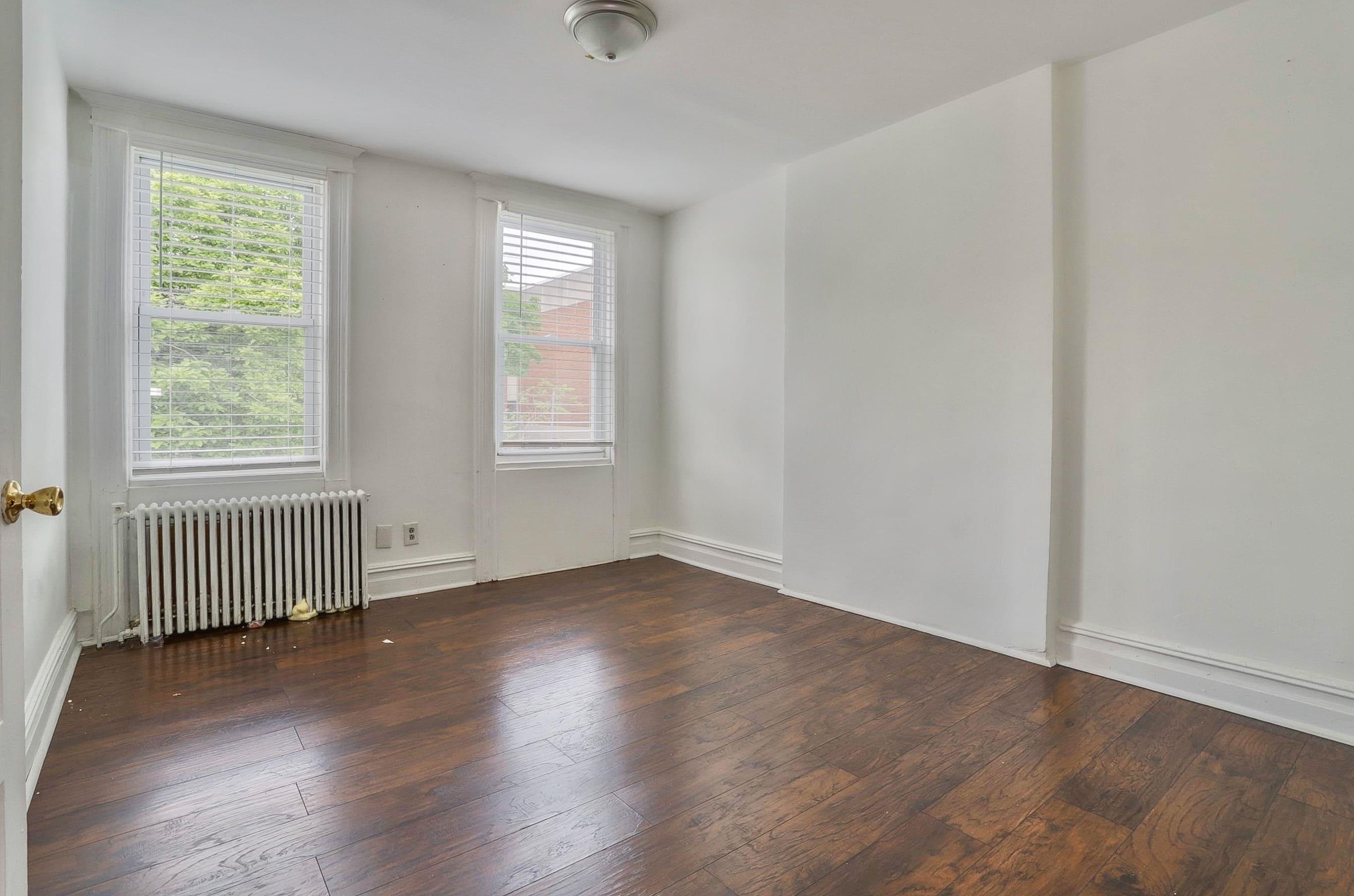 117 57TH ST Unit: 2