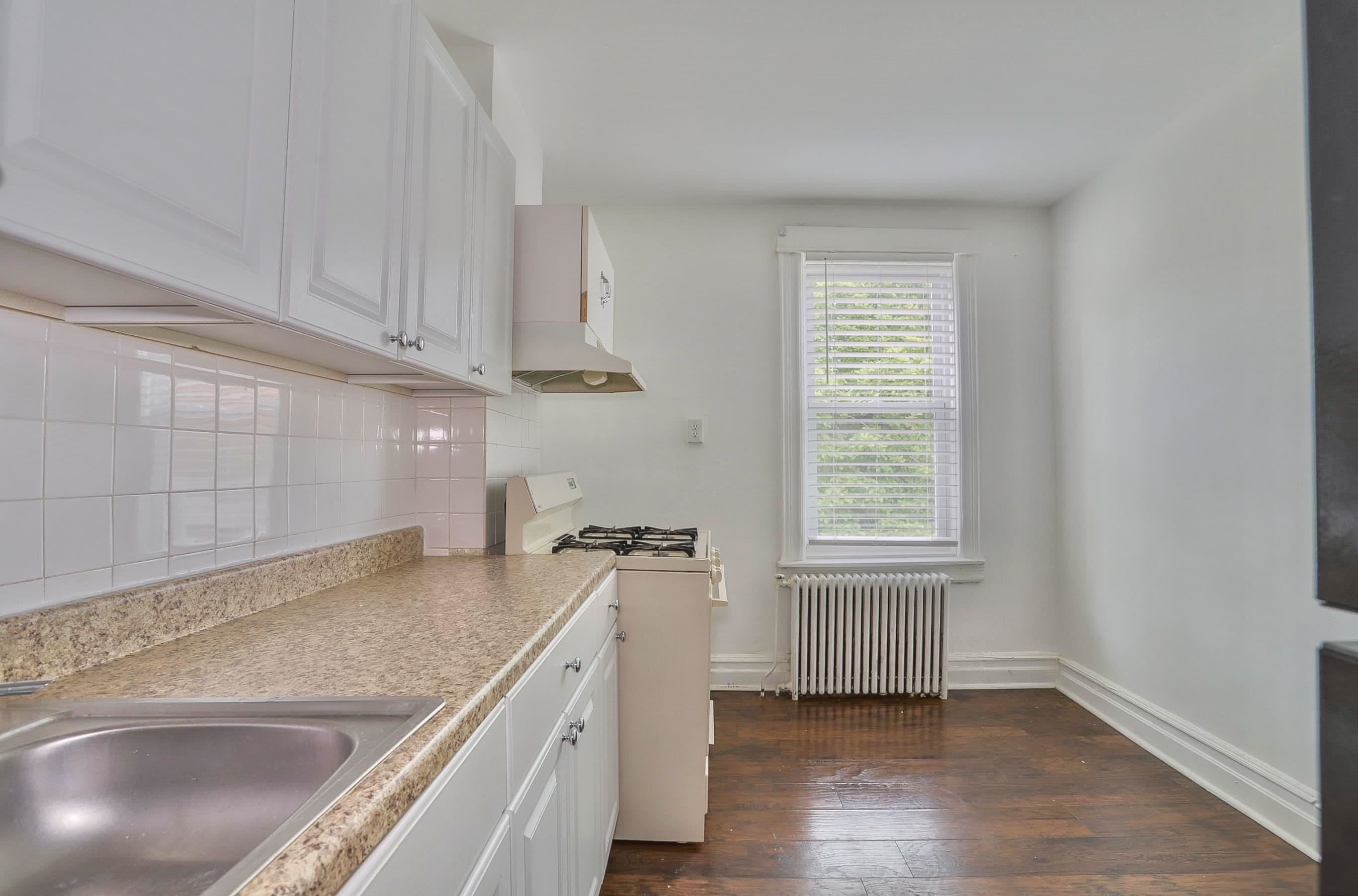 117 57TH ST Unit: 2