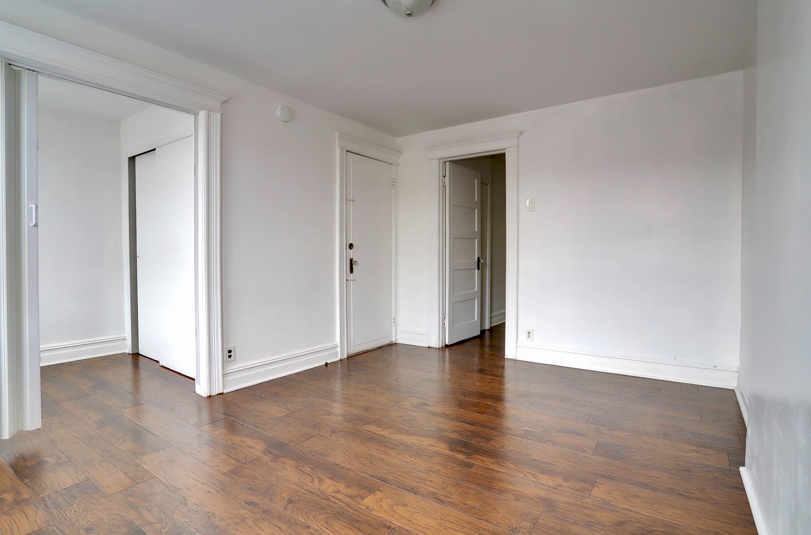 117 57TH ST Unit: 2