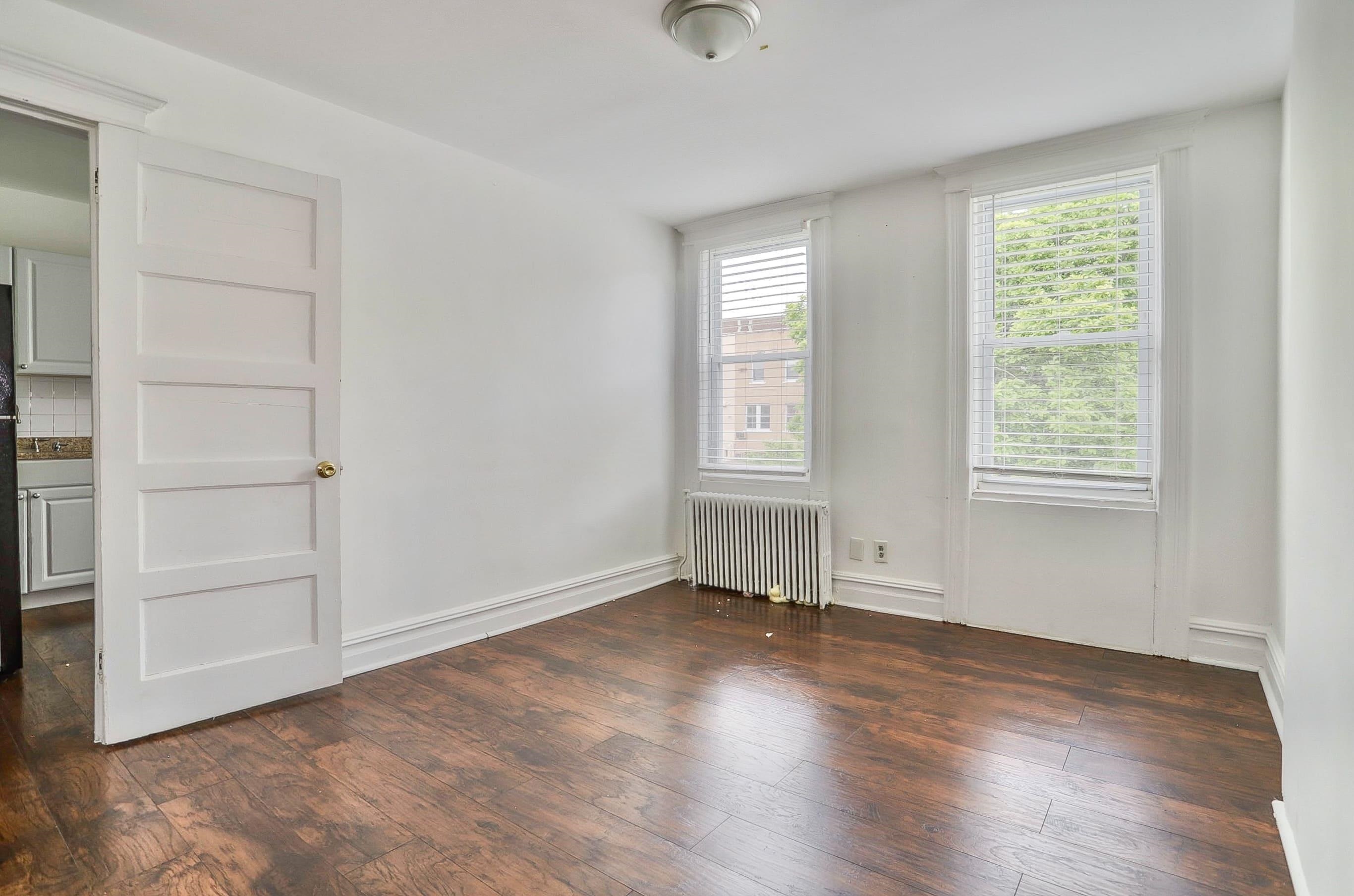 117 57TH ST Unit: 2