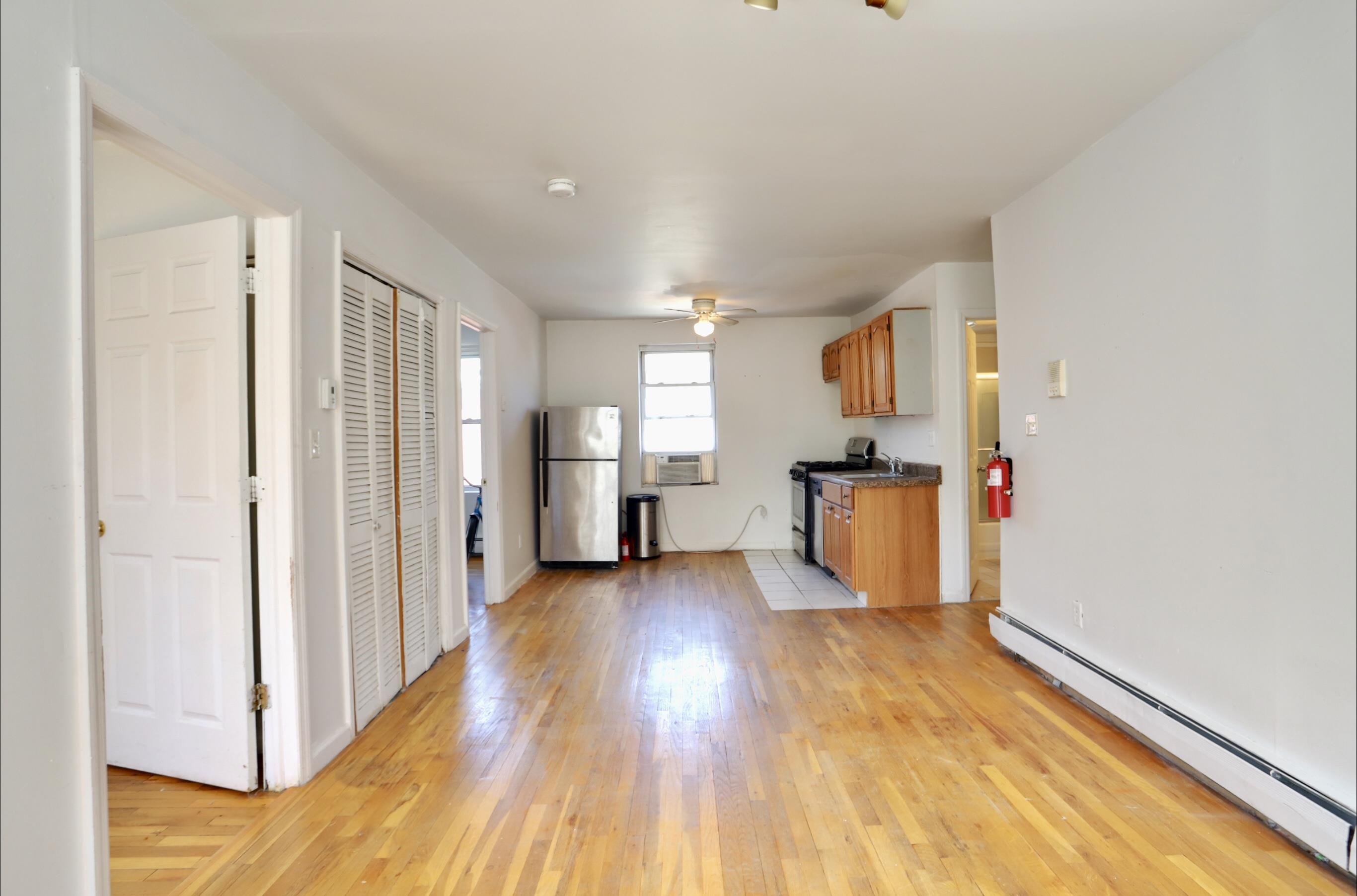 206 4TH ST Unit: 3R