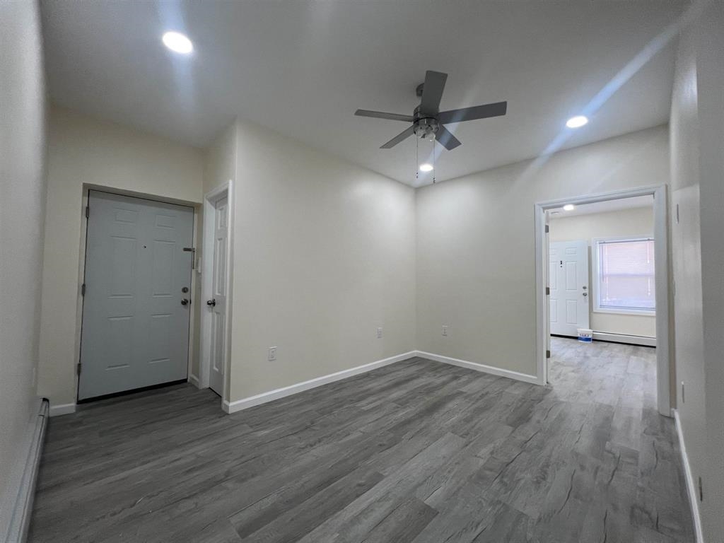 34 GILES AVE Unit: 1