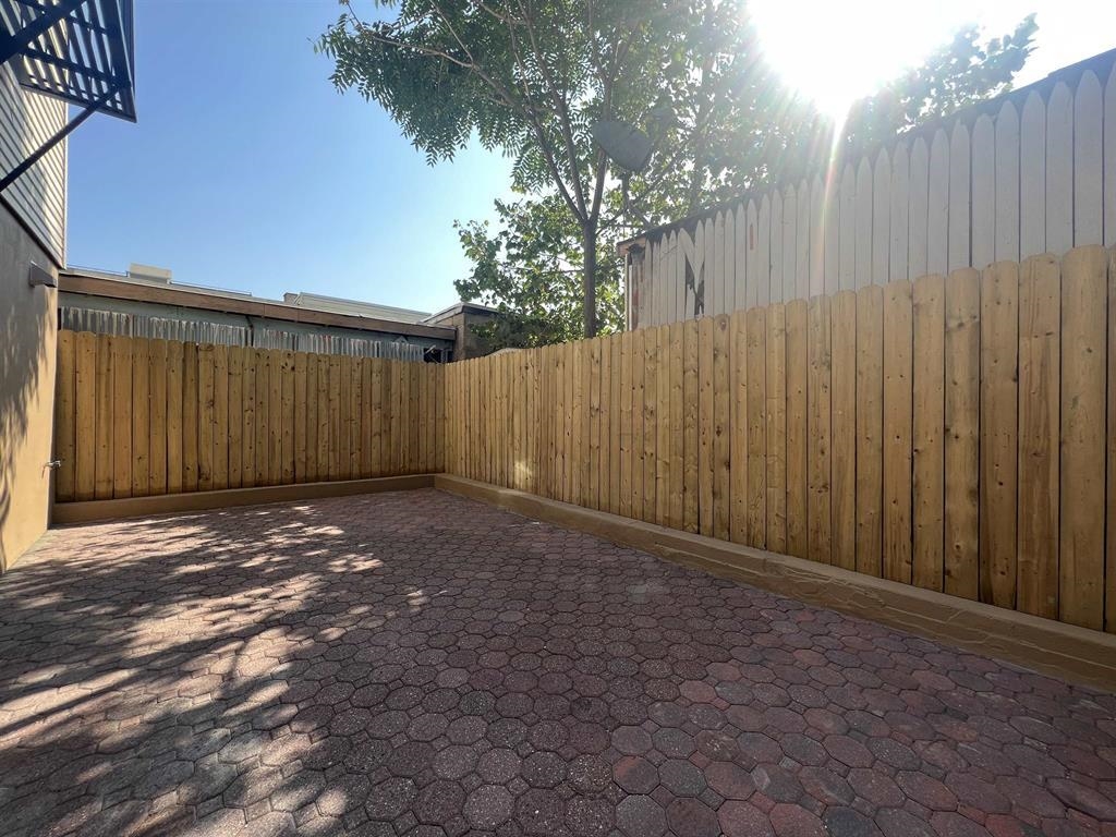 34 GILES AVE Unit: 1