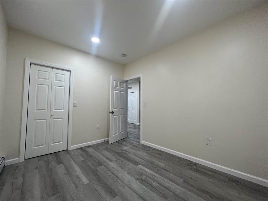 34 GILES AVE Unit: 1