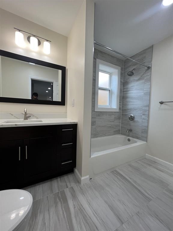 34 GILES AVE Unit: 1