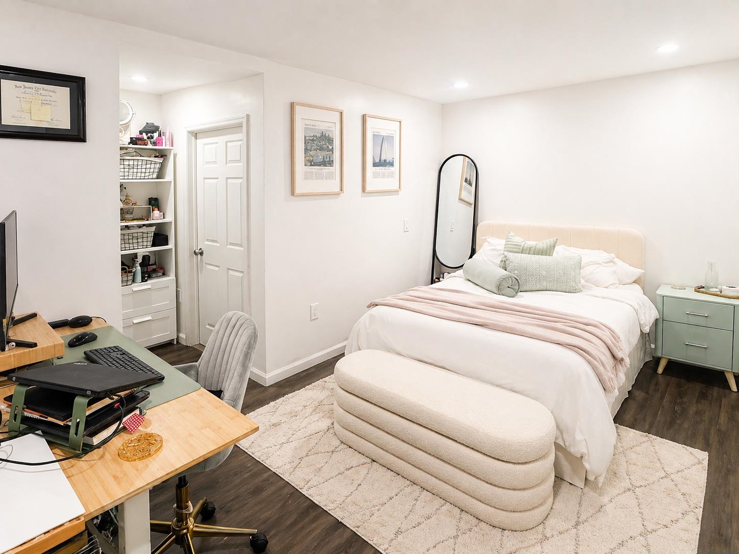 370 5TH ST Unit: 1