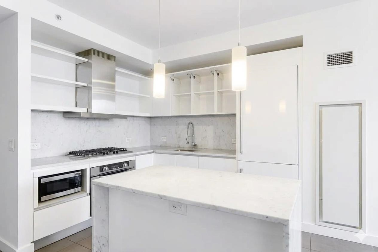 77 HUDSON ST Unit: 1209