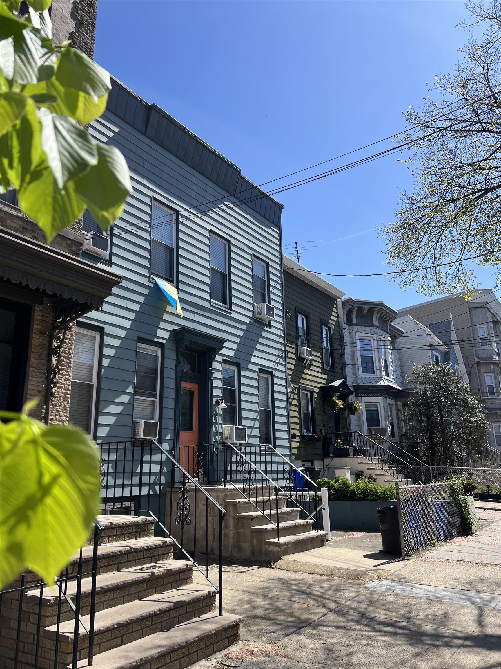 96 RESERVOIR AVE