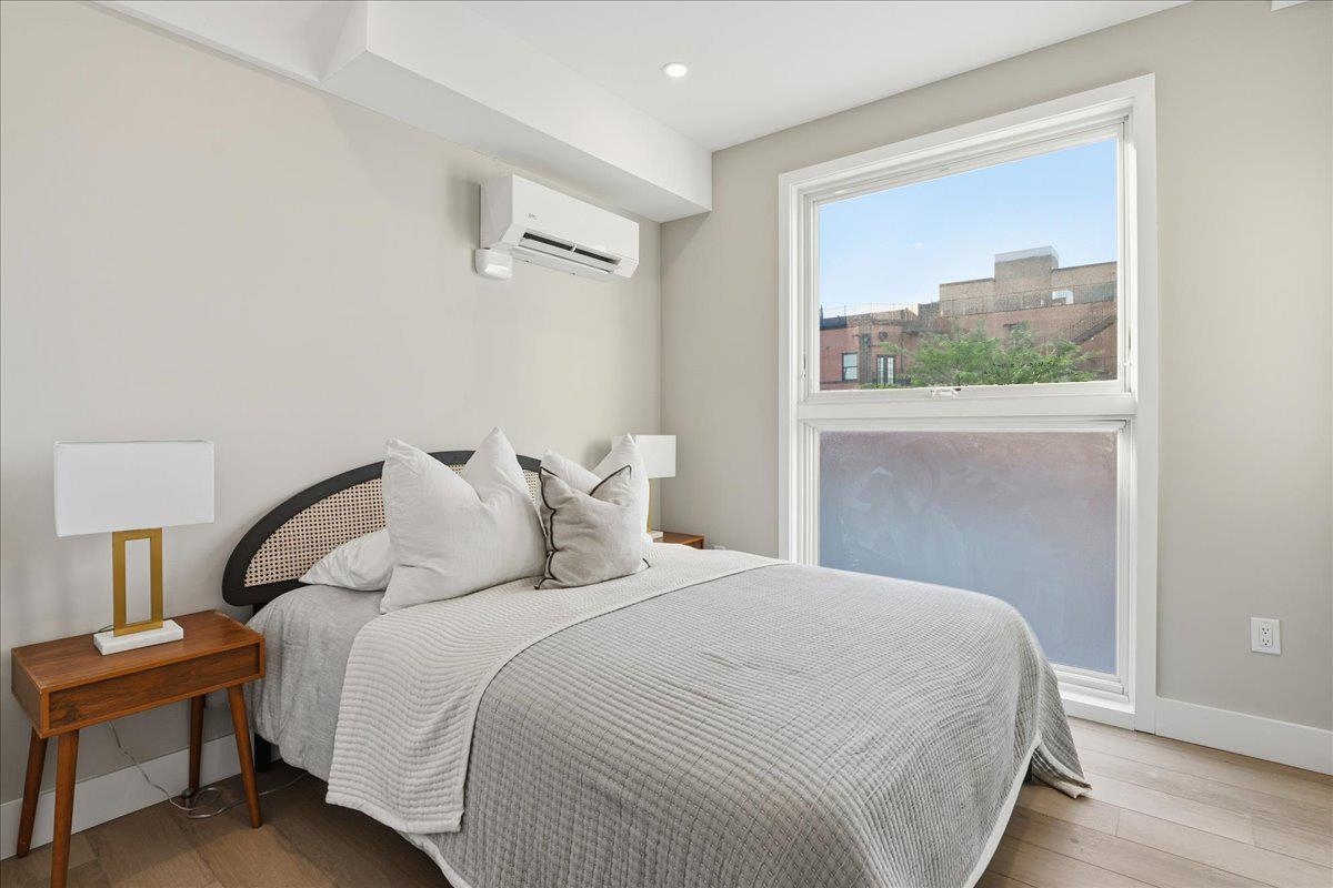 134 NEW YORK AVE Unit: 3