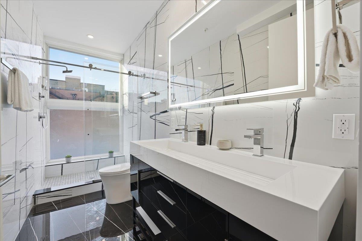 134 NEW YORK AVE Unit: 3