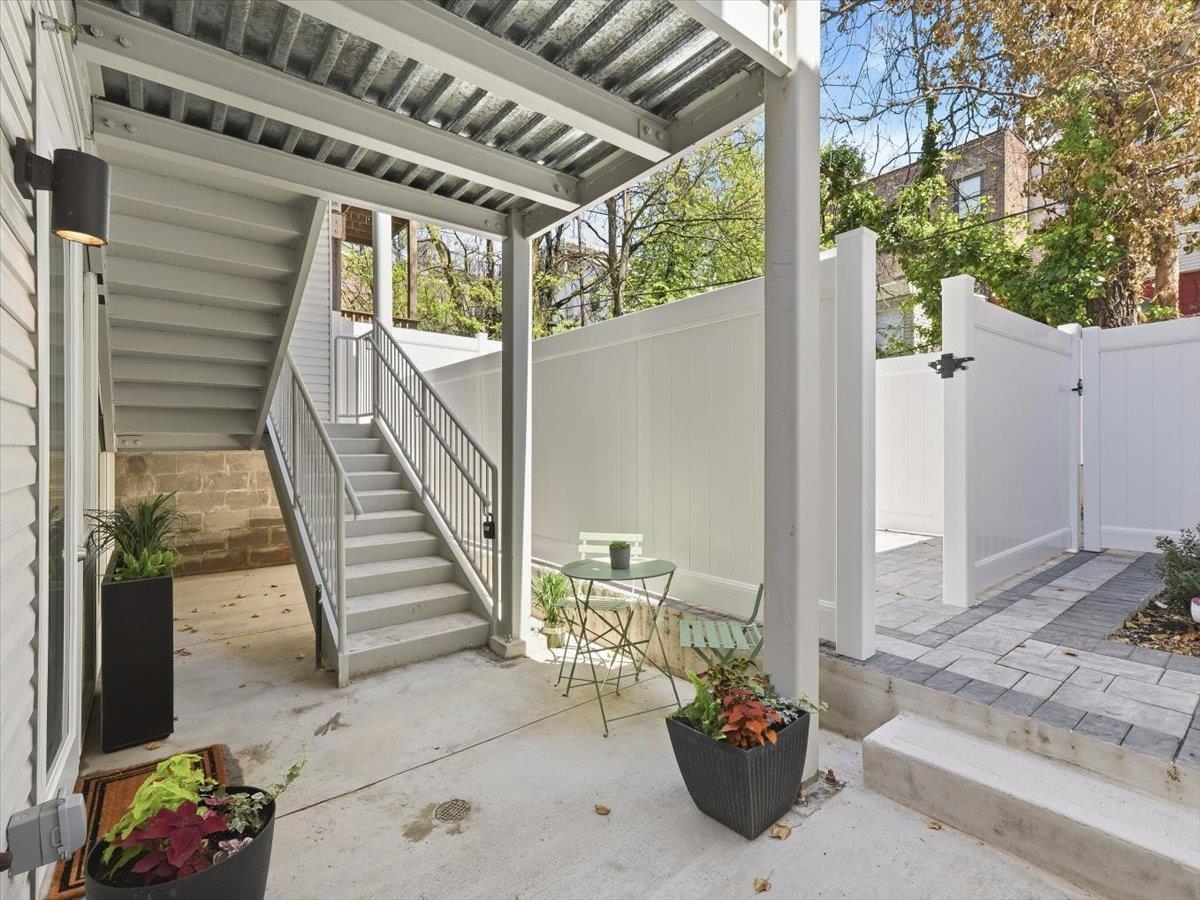 134 NEW YORK AVE Unit: 1