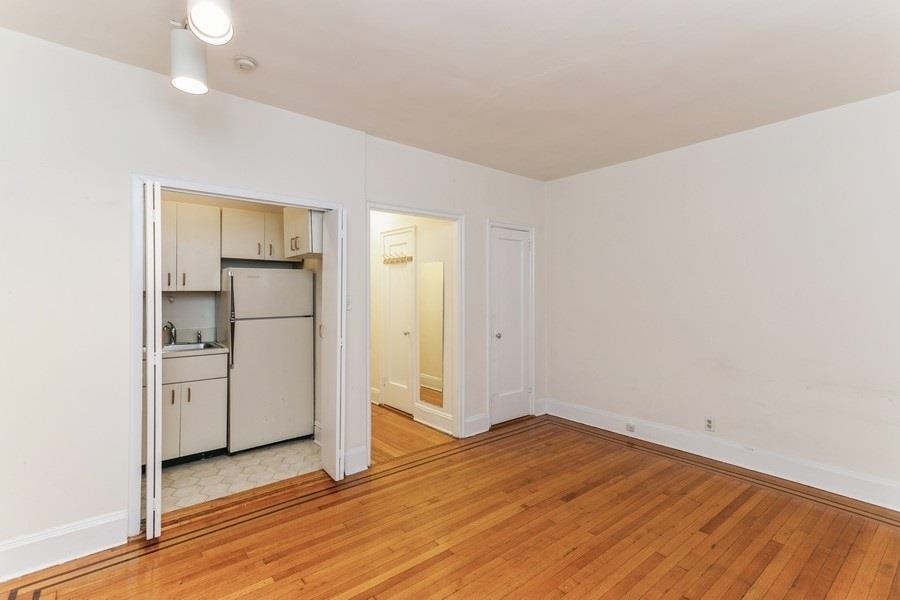 1015 WASHINGTON ST Unit: 7