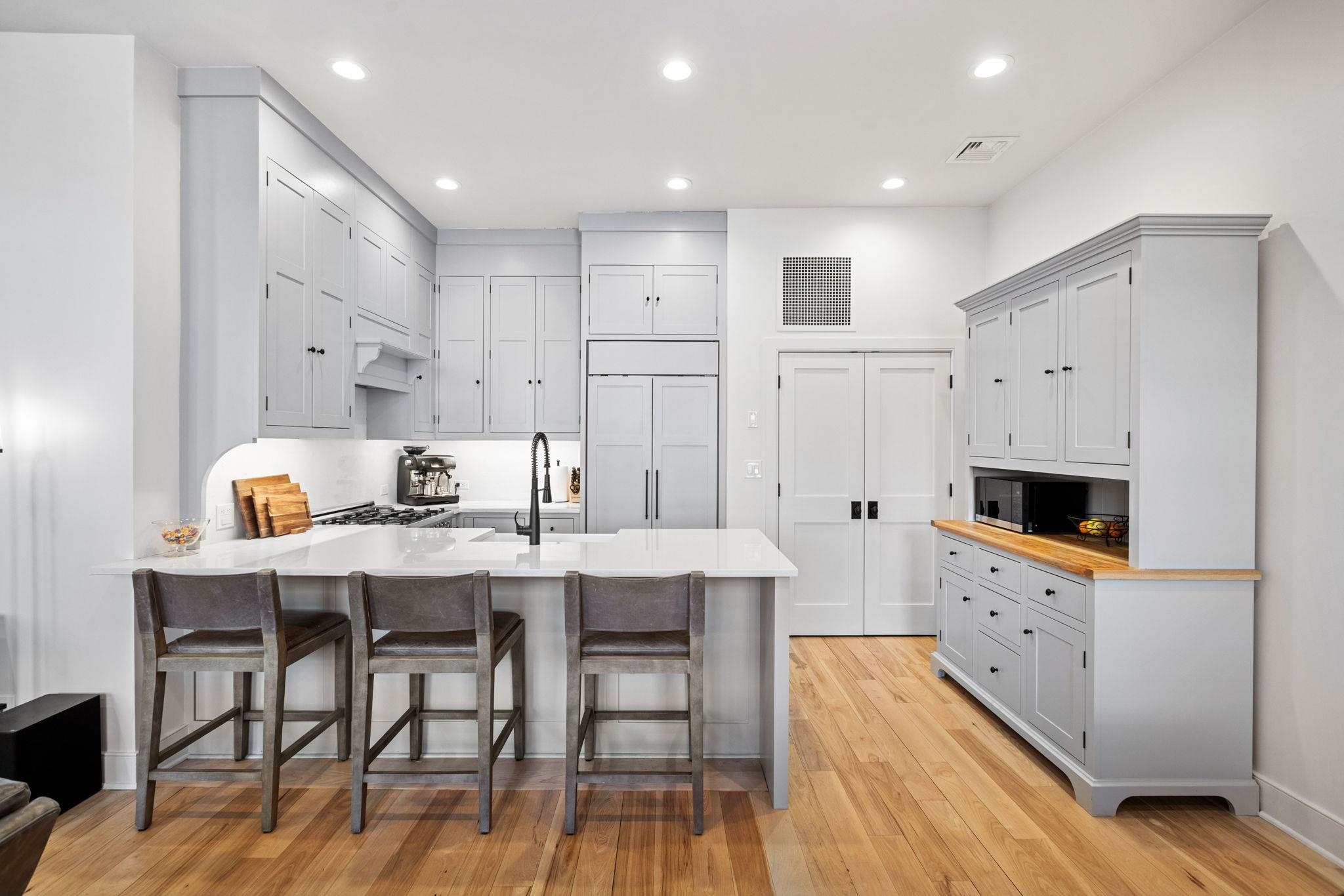 222 CLINTON ST Unit: 19