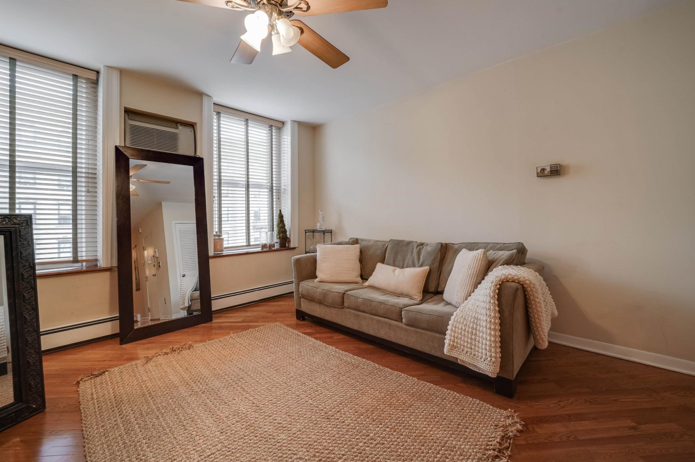 1204 WASHINGTON ST Unit: 3N