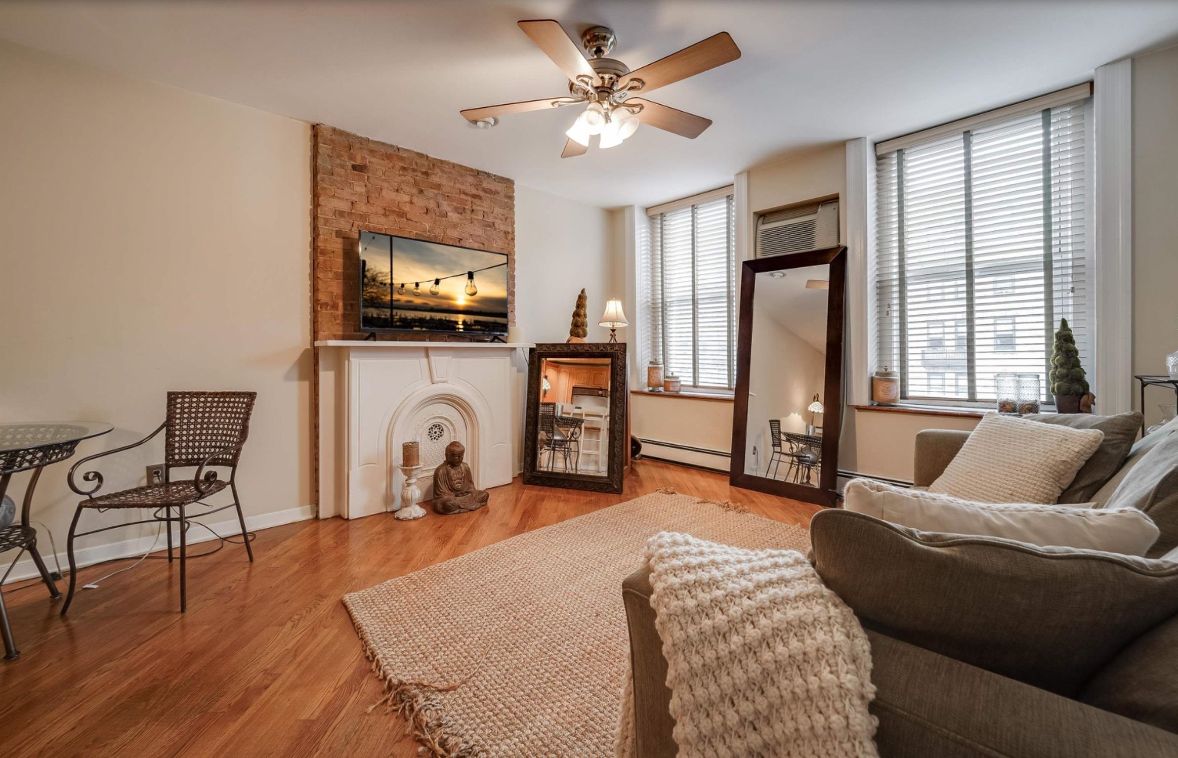 1204 WASHINGTON ST Unit: 3N