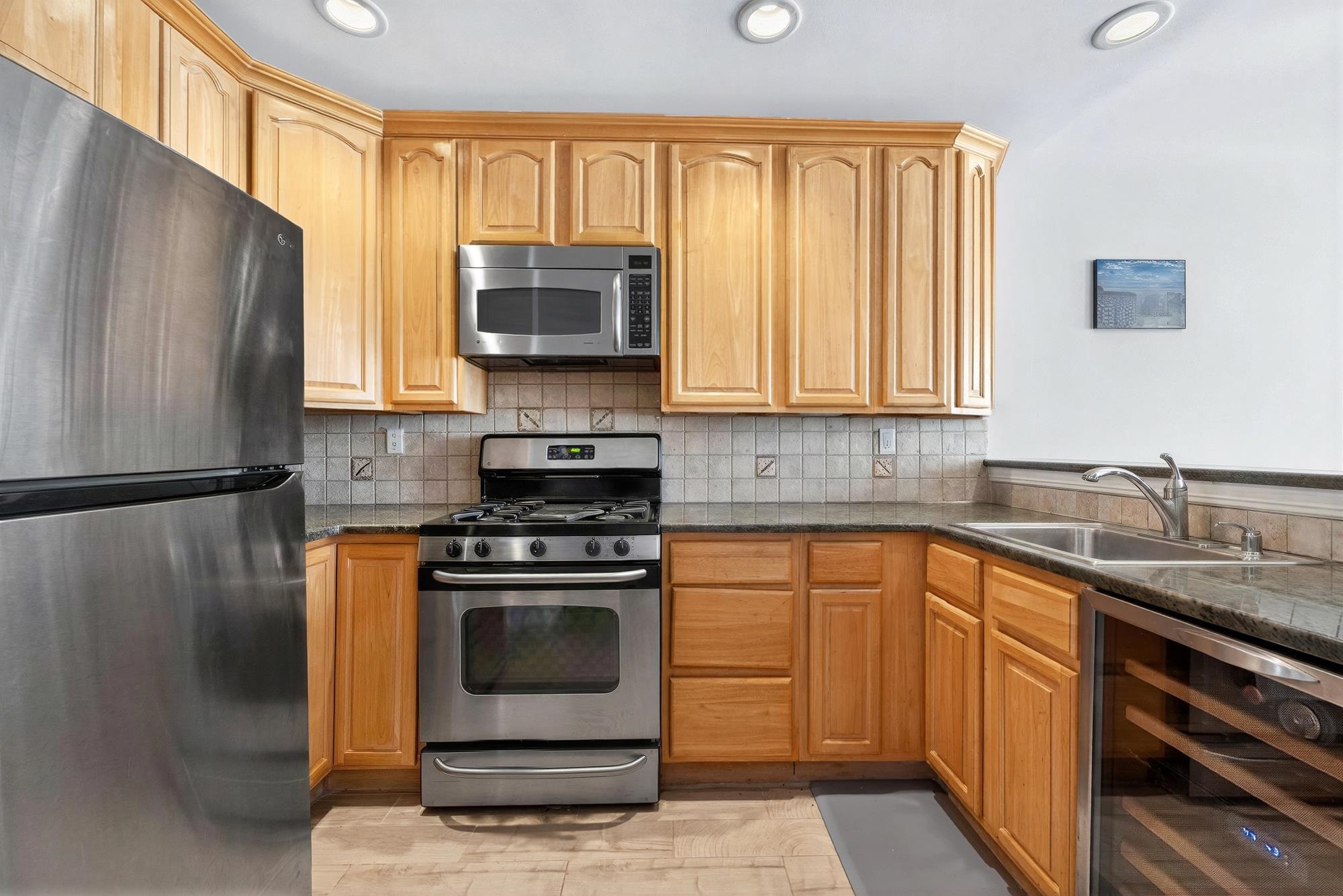 1204 WASHINGTON ST Unit: 3N