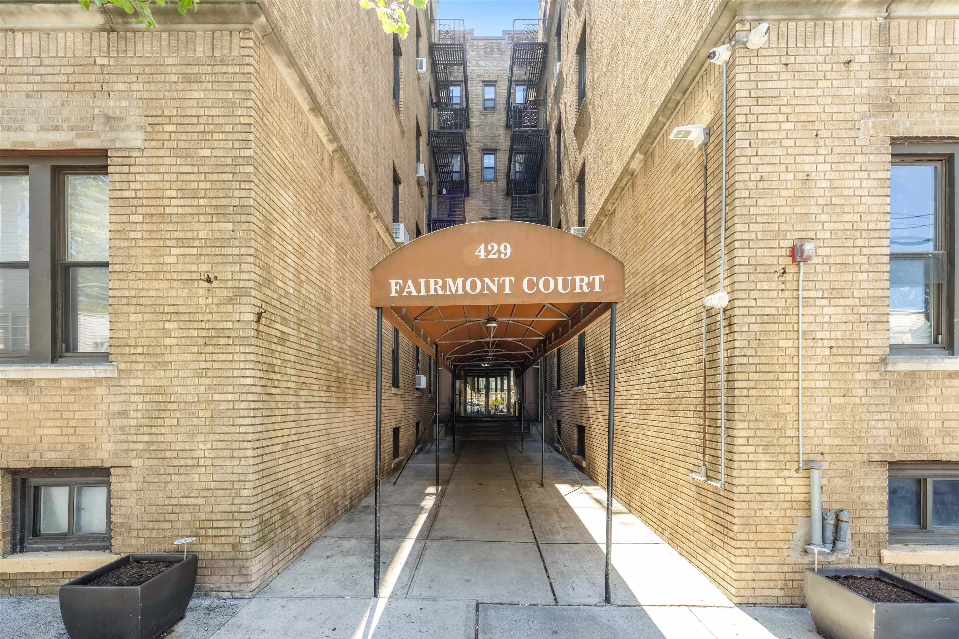 429 FAIRMOUNT AVE Unit: 108