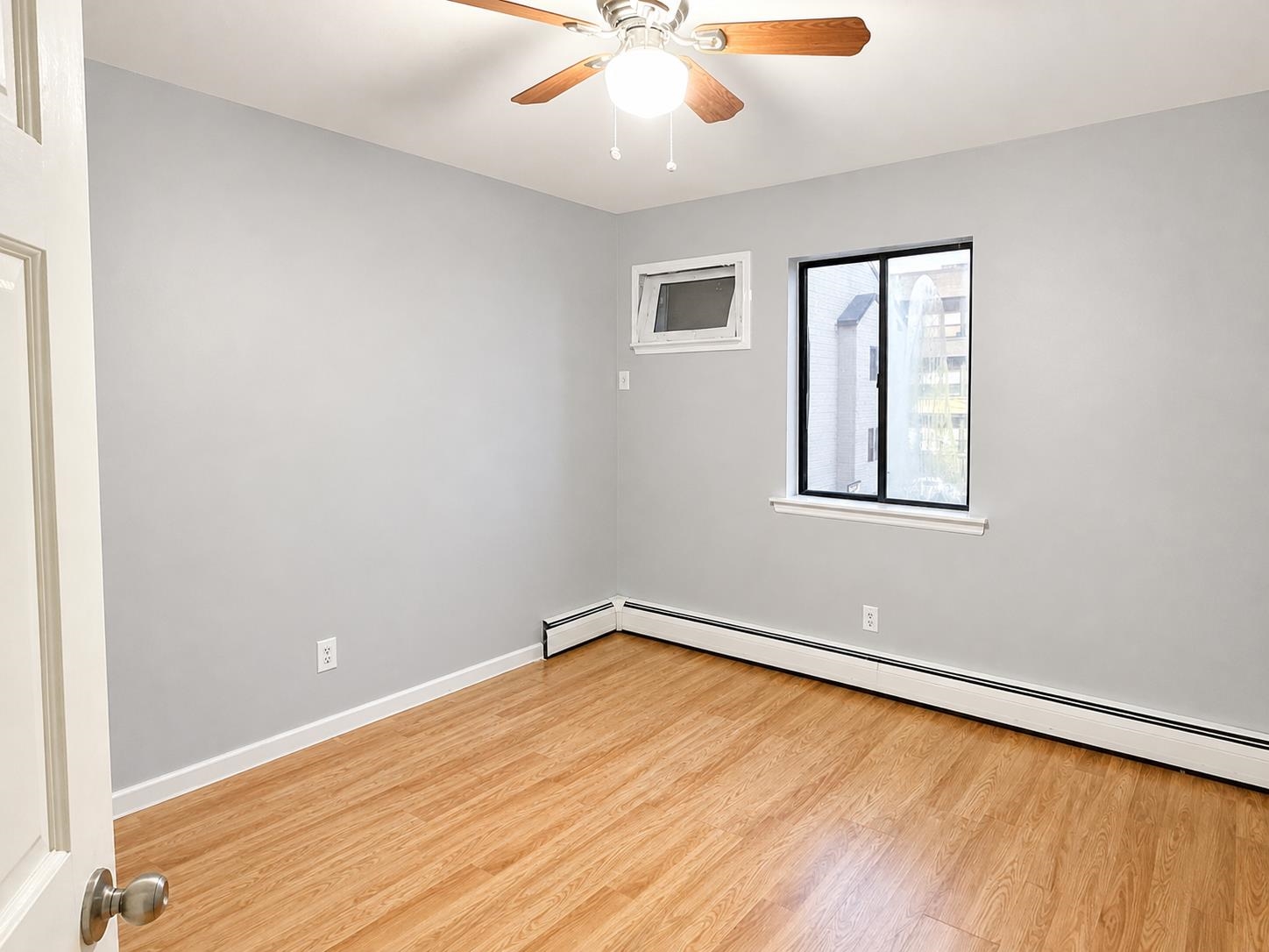 212 45TH ST Unit: 2